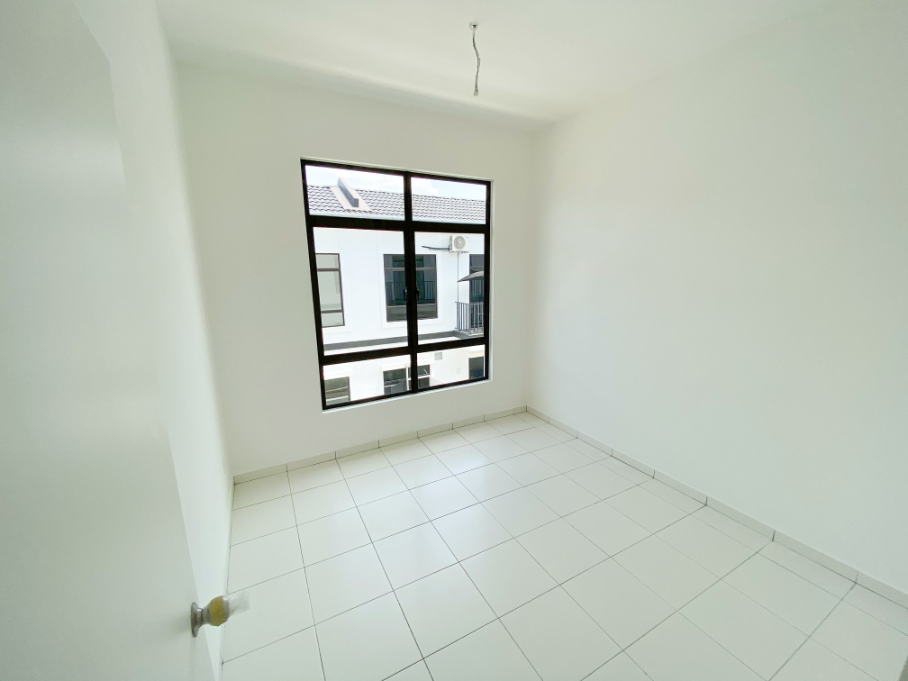 2 Storey Eco Grandeur, Bandar Puncak Alam - photo 2