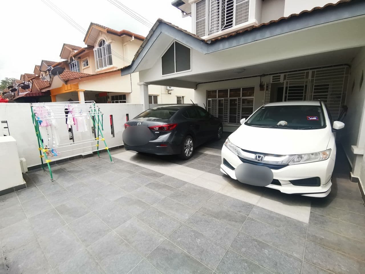 End Lot Double Storey Taman Pelangi, Semenyih - photo 2