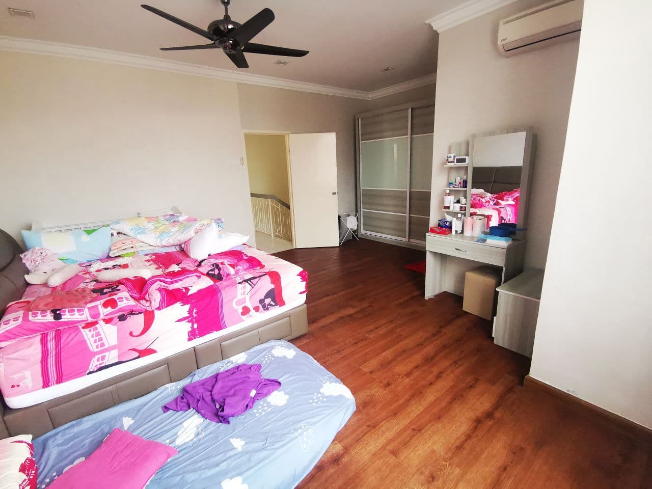 End Lot Double Storey Taman Pelangi, Semenyih - photo 5