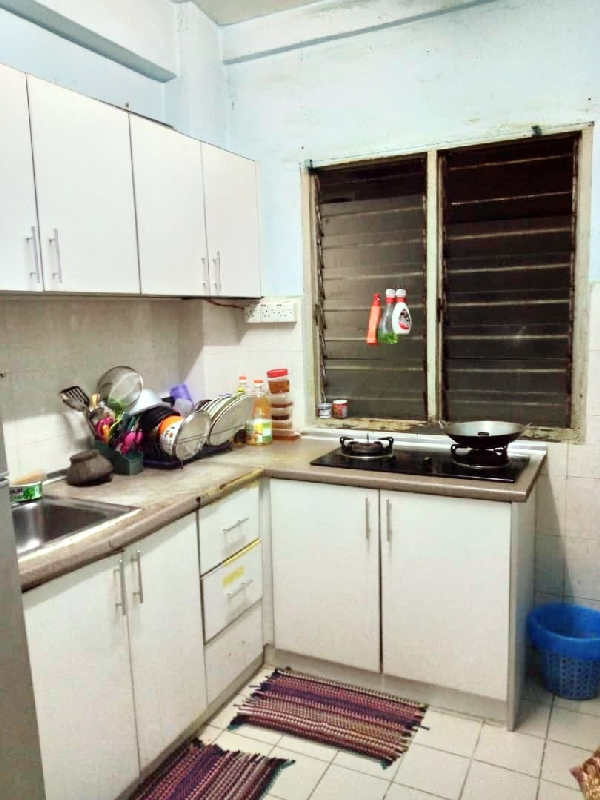(Ready Strata) Meranti Apartment , Persiaran Subang Mewah, USJ 1 - photo 2
