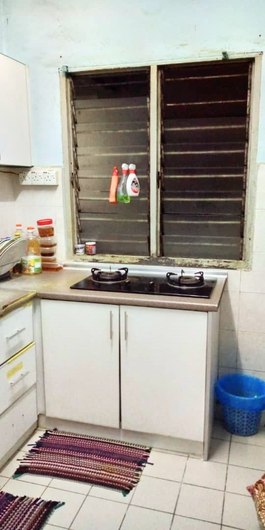 (Ready Strata) Meranti Apartment , Persiaran Subang Mewah, USJ 1 - photo 4