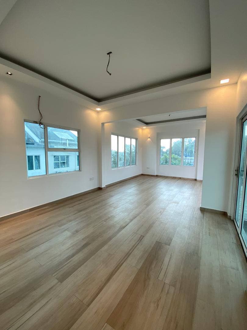 Corner Lot 3 Storey  Mascarena Palm Putra Height - photo 4