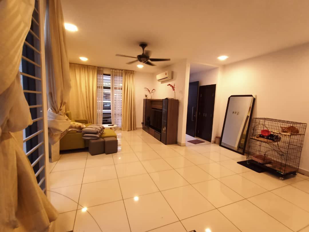 Double Storey Terrace Laman Glenmarie 2, Shah Alam - photo 3