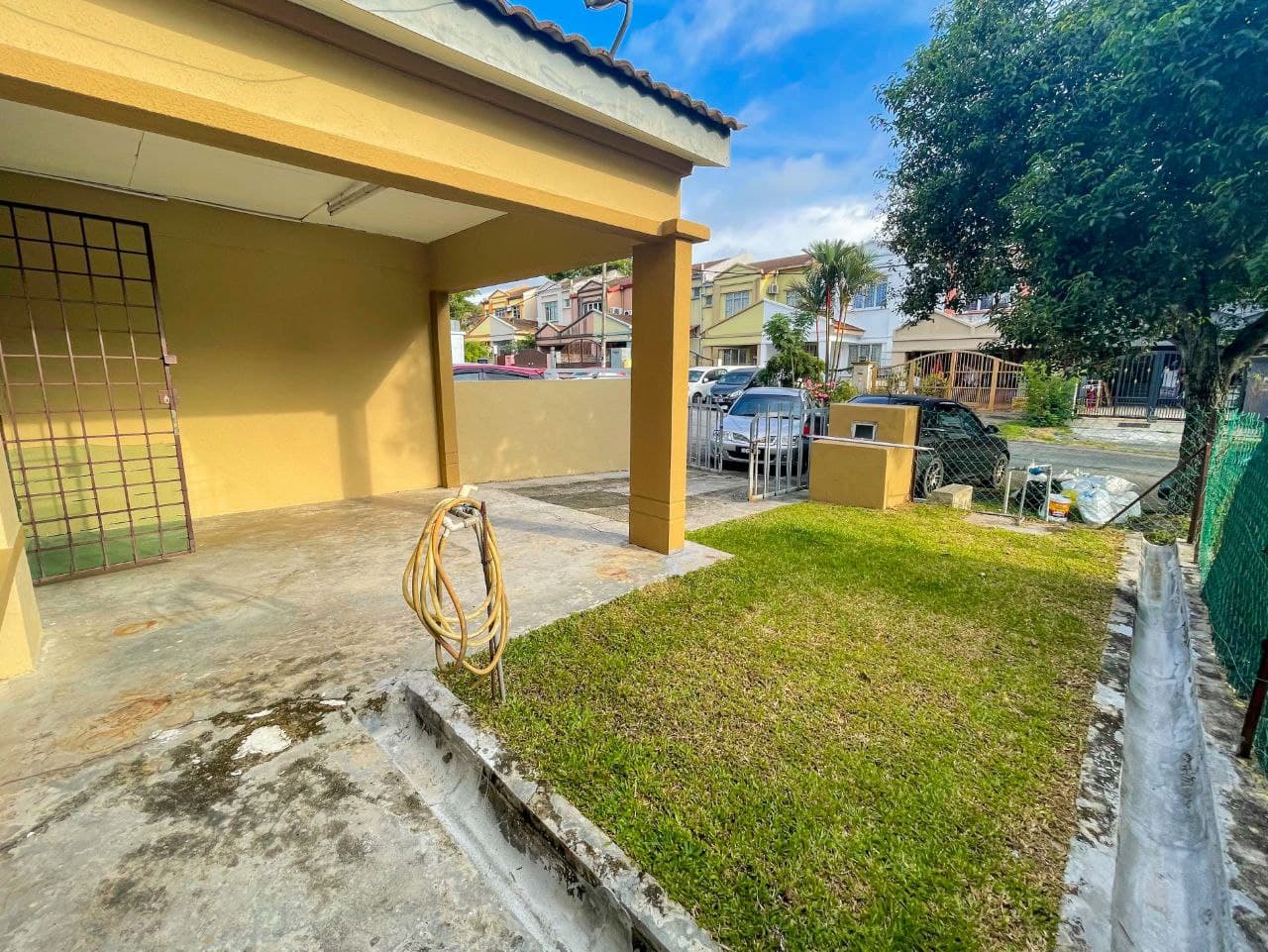 2 Storey Terrace, Jalan LEP 4, Taman Lestari Putra - photo 7