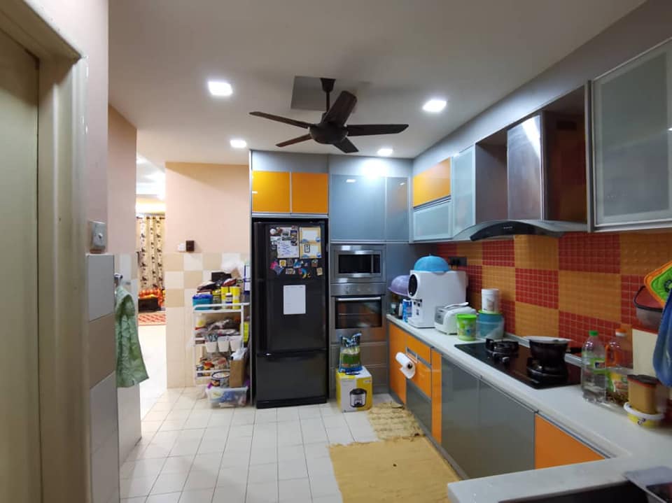 Double Storey Taman Putra Budiman Seri Kembangan - photo 5