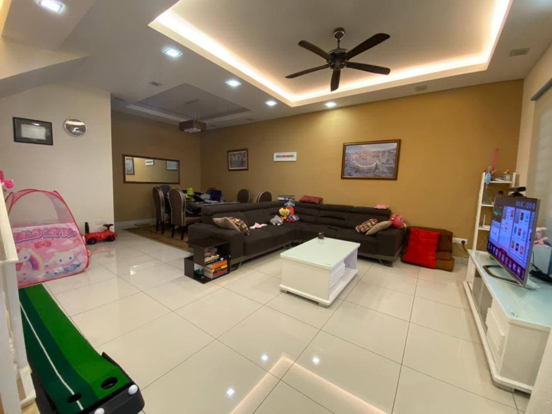 RENOVATED UNIT 2 Storey Terrace Ayu Impian Alam Nu