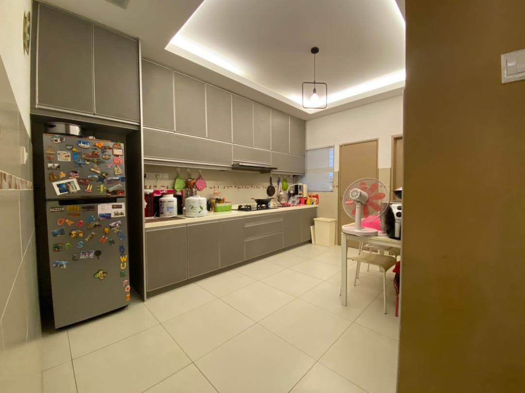 RENOVATED UNIT 2 Storey Terrace Ayu Impian Alam Nu - photo 2