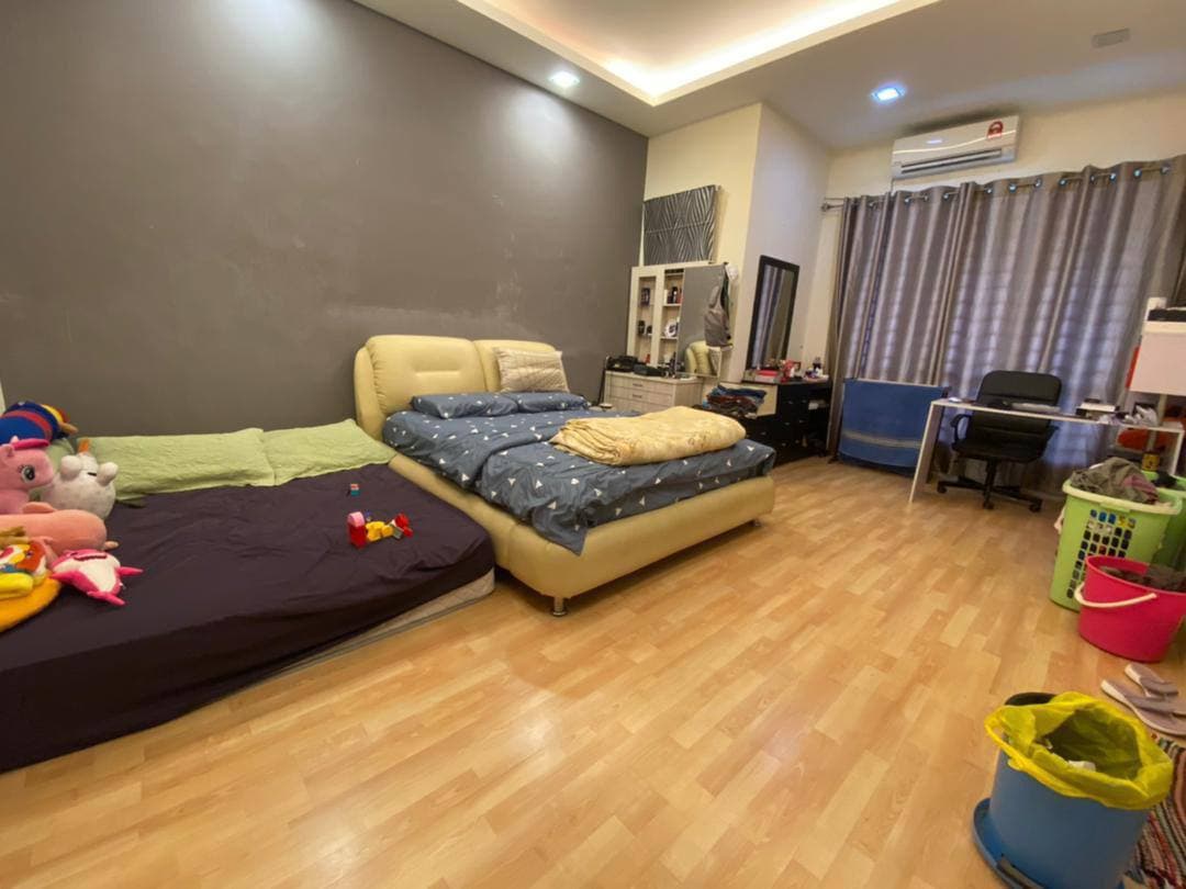 RENOVATED UNIT 2 Storey Terrace Ayu Impian Alam Nu - photo 4