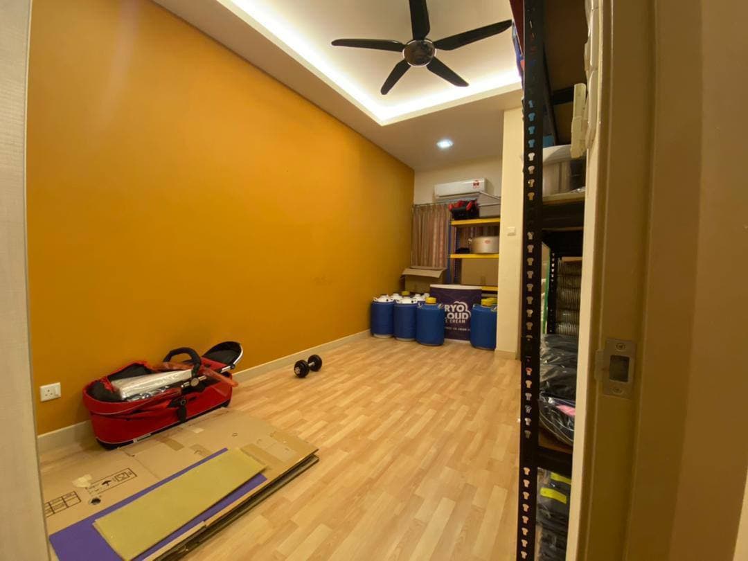 RENOVATED UNIT 2 Storey Terrace Ayu Impian Alam Nu - photo 6
