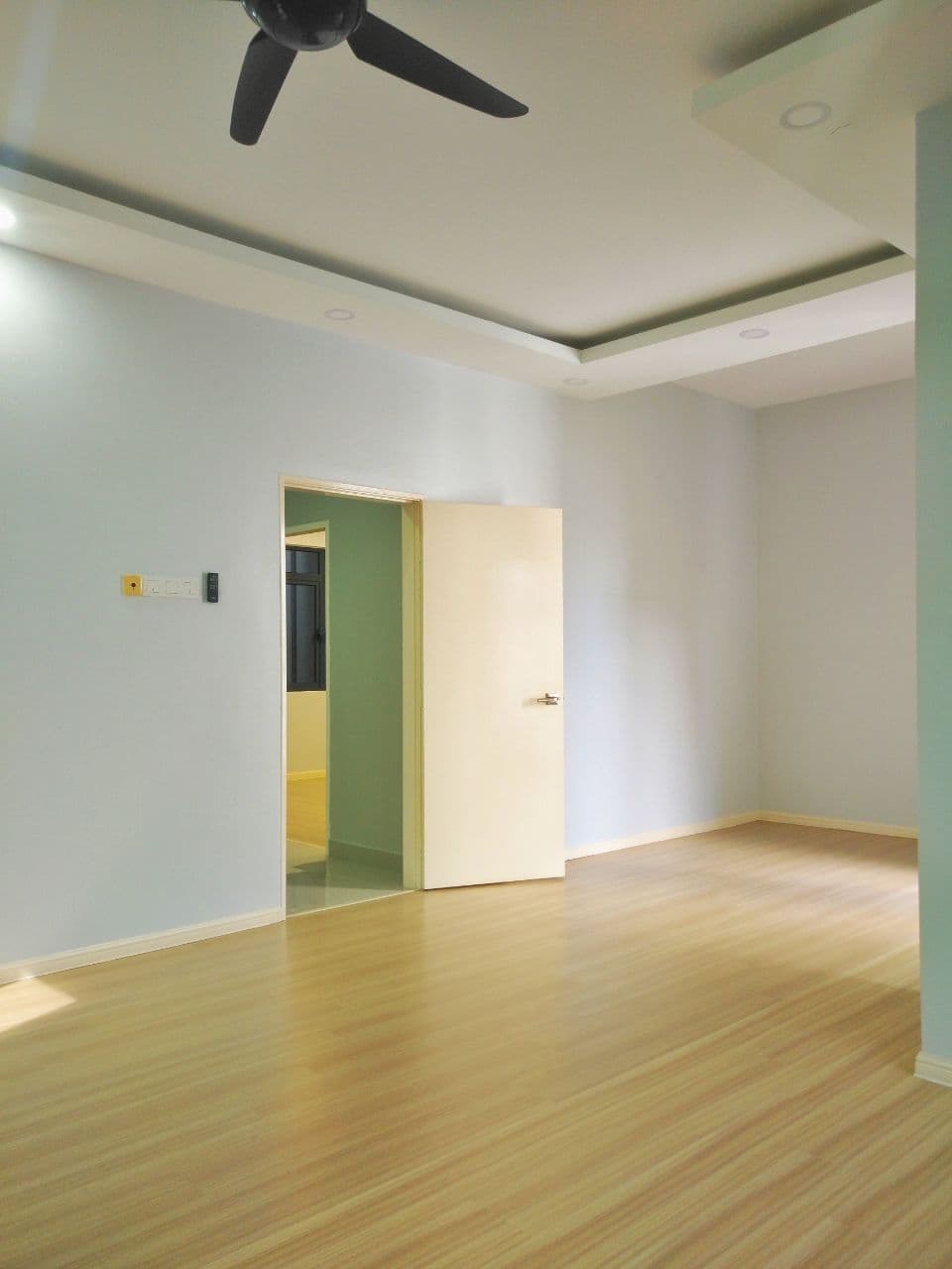 End Lot Crescent Park Town House Bangi - photo 5