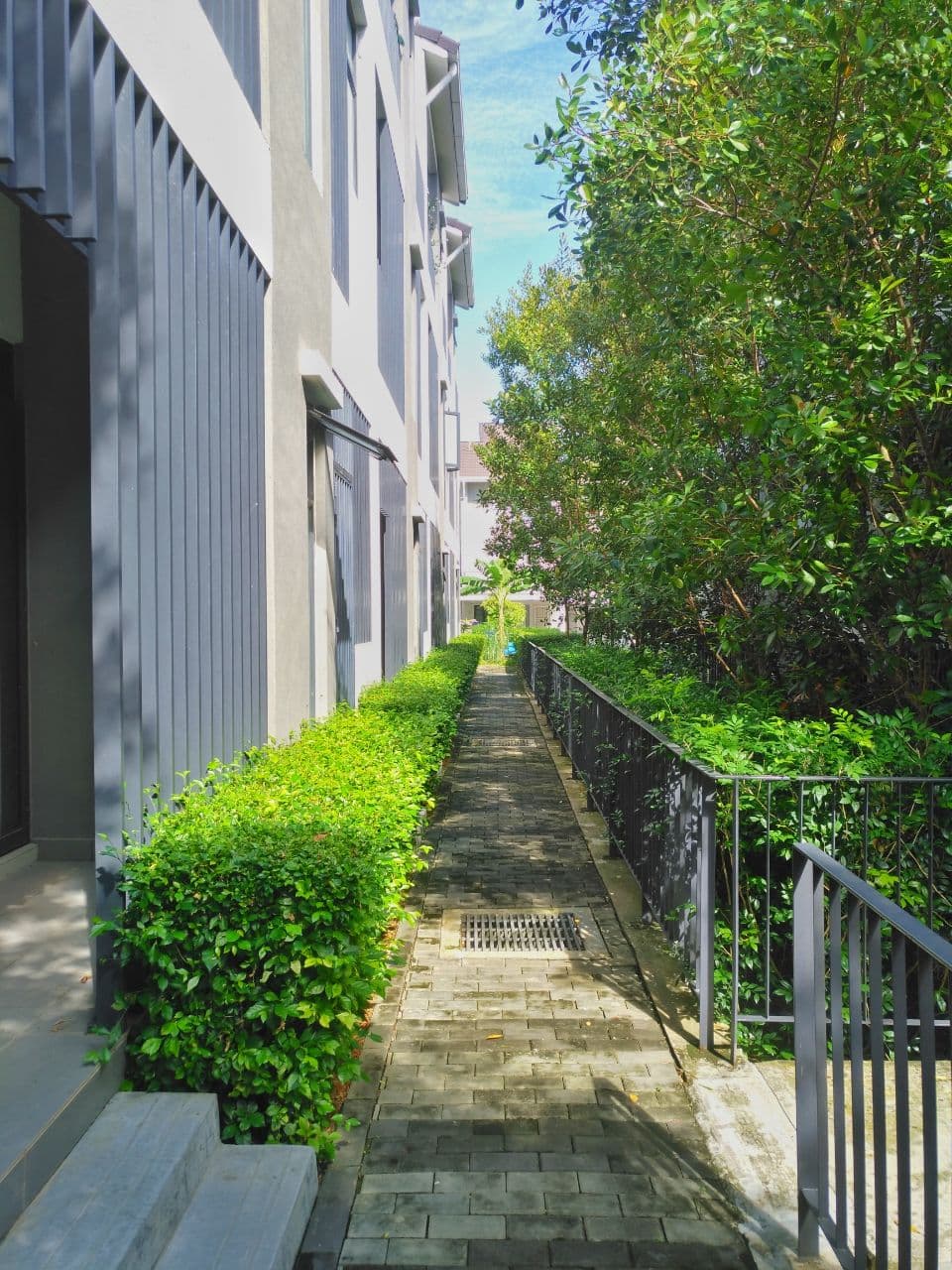 End Lot Crescent Park Town House Bangi - photo 6