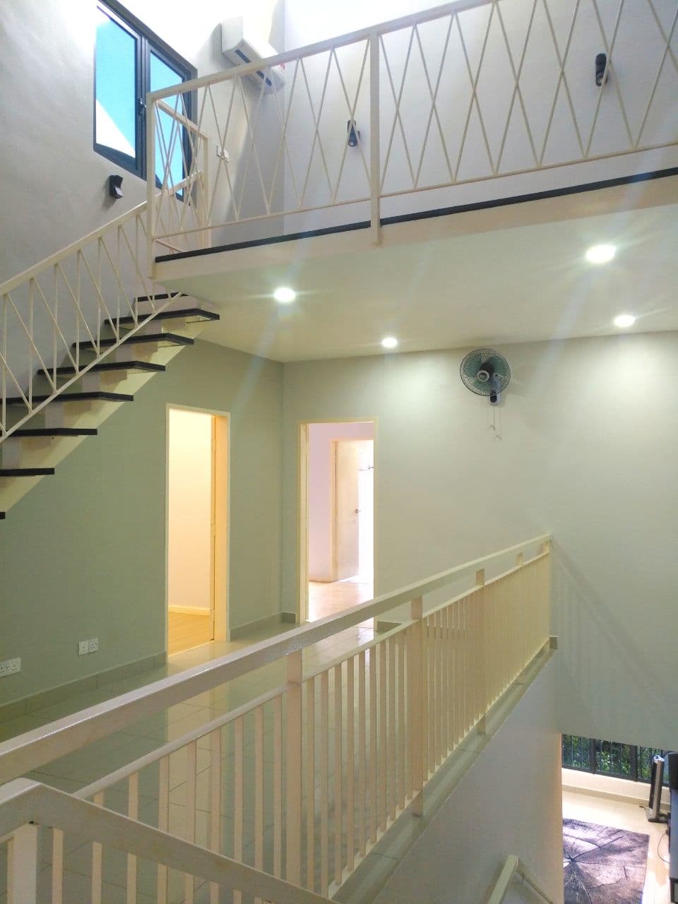 End Lot Crescent Park Town House Bangi - photo 7