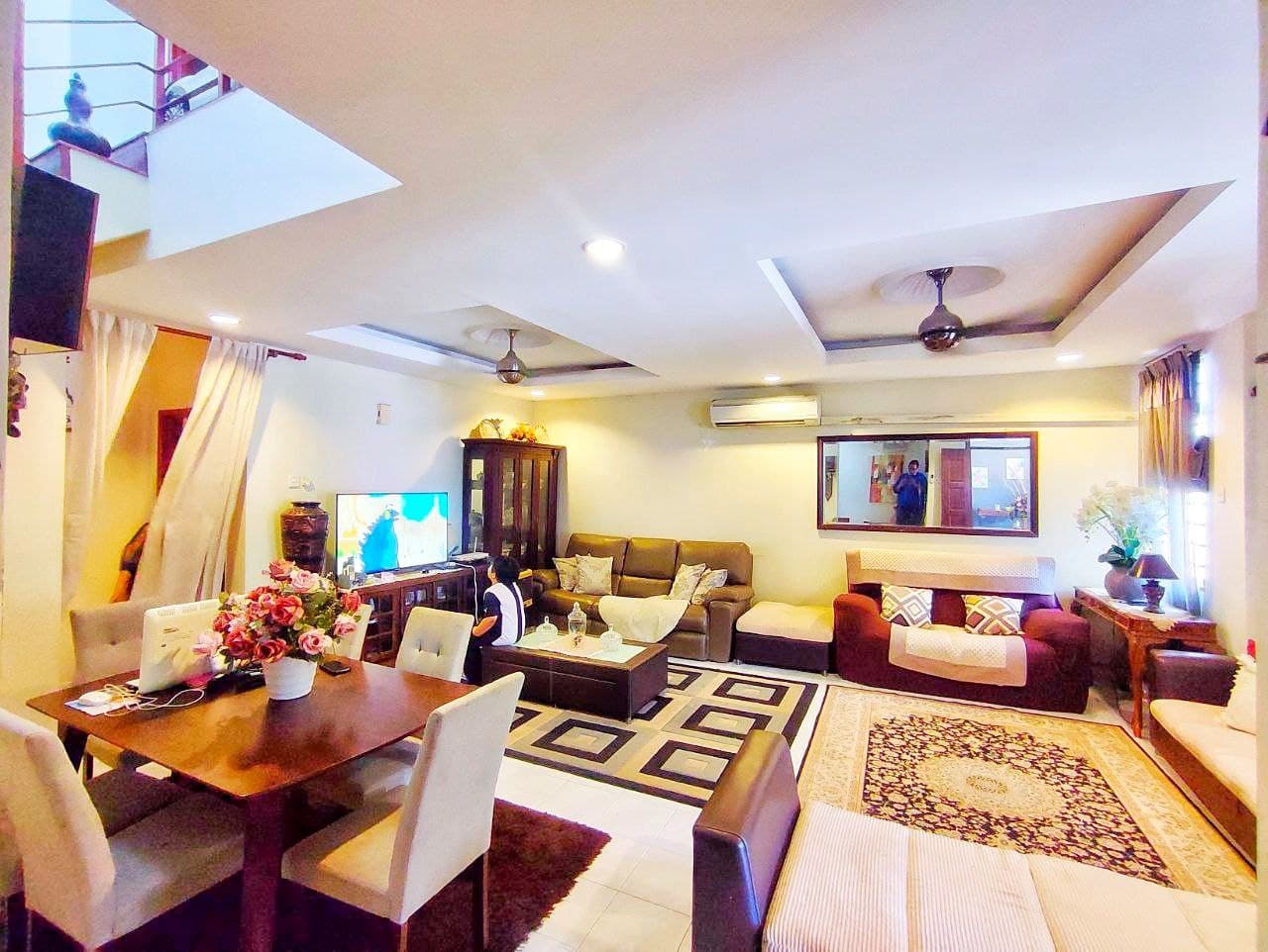 Freehold Double Storey House At Bandar Seri Putra - photo 2