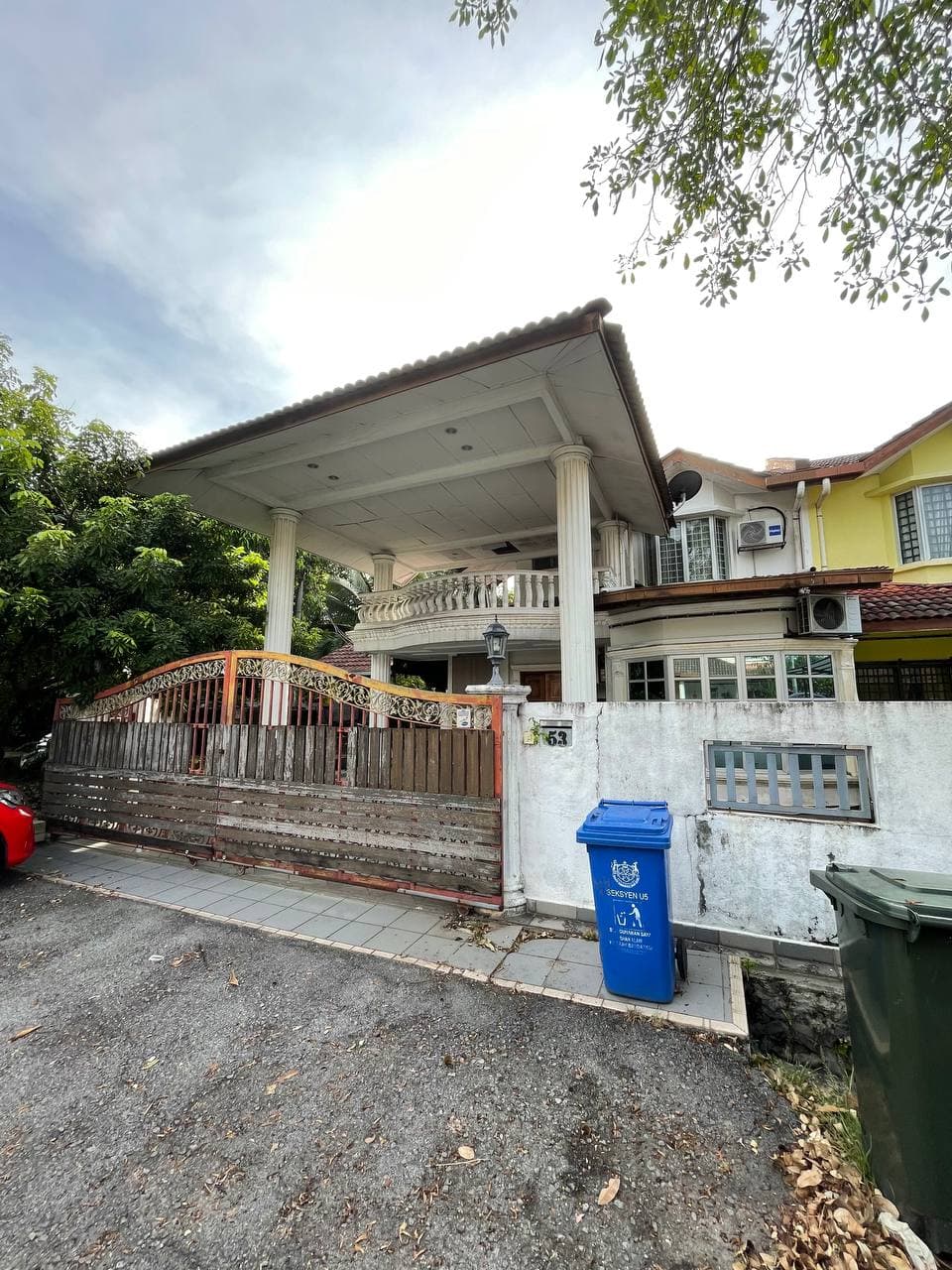 Corner Lot 2 Storey Taman Subang Murni