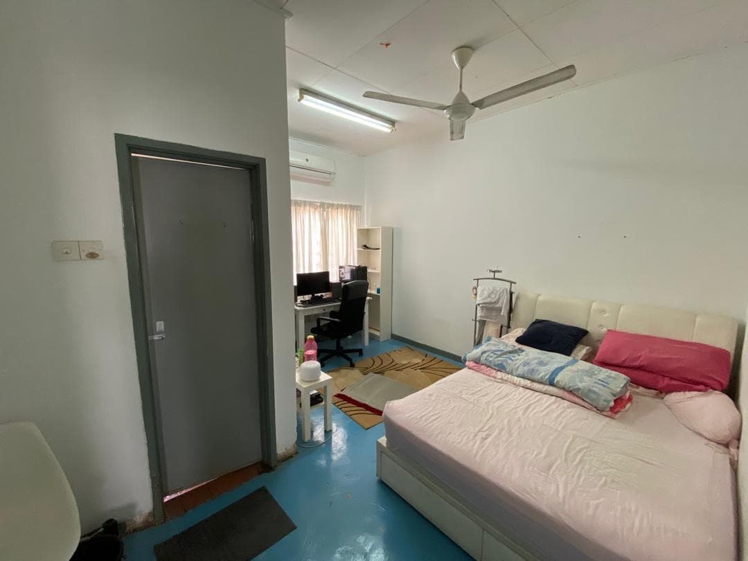 2 Storey Jalan Turmalin Tiga Seksyen 7 Shah Alam - photo 4