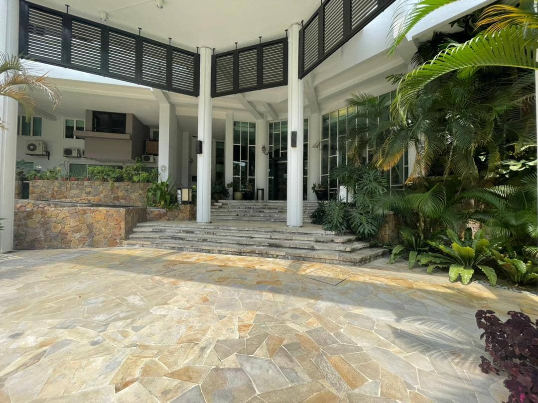 Armanee Terrace1 Damansara Perdana Facing Mountain - photo 12