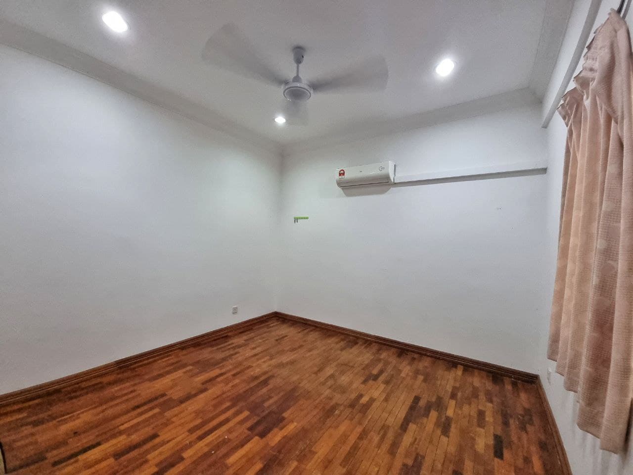 Lake View Apartment at Cyber Height Villa - photo 6