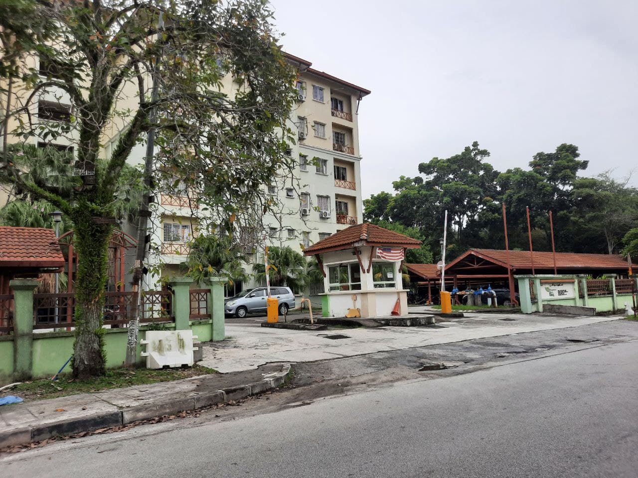 Apartment Seri Galaksi Subang Bestari