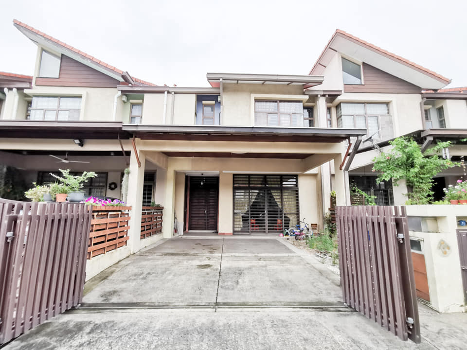2 Storey Superlink Terrace Lagenda  Bukit Jelutong