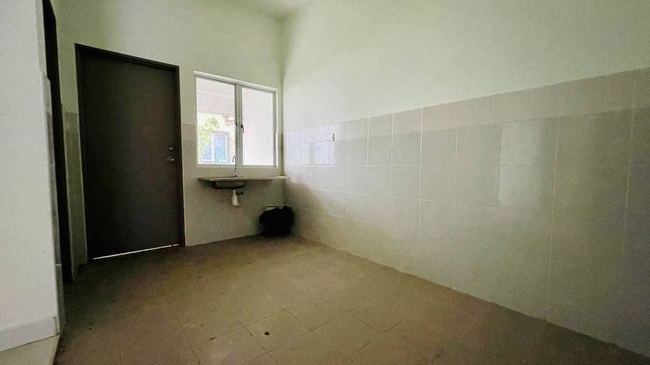 2 Storey Terrace Puteri Daffina 2 Kota Puteri - photo 6