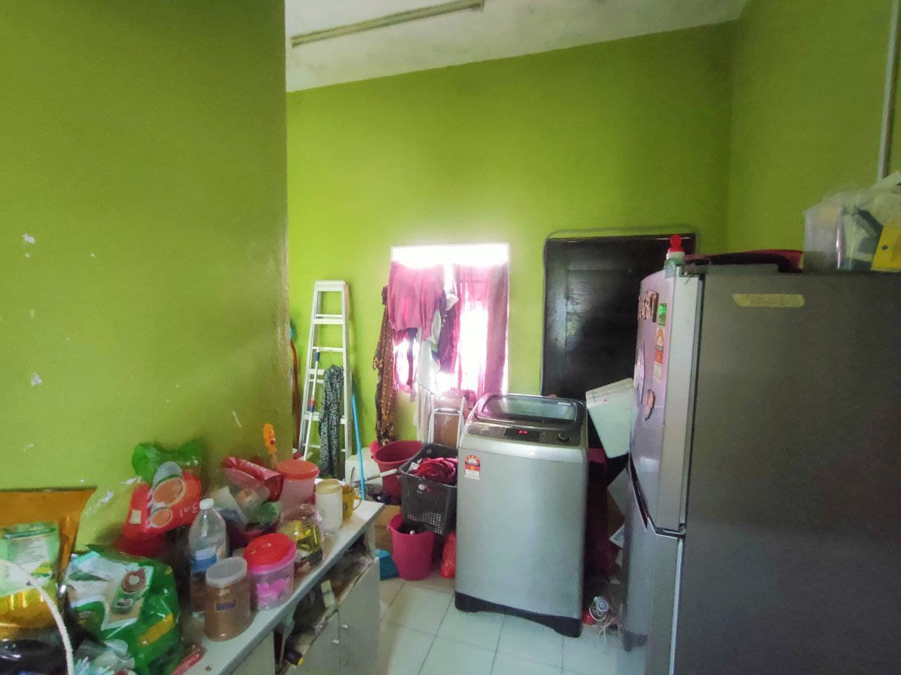 Double Storey Terrace, Bukit Naga Seksyen 32, Shah - photo 6