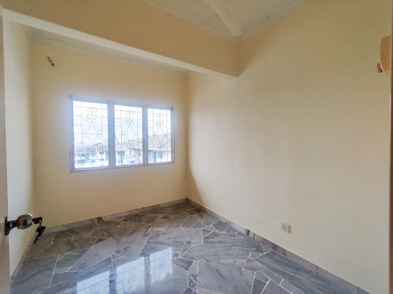 Duplex D Puncak Suasana Apartment - photo 9