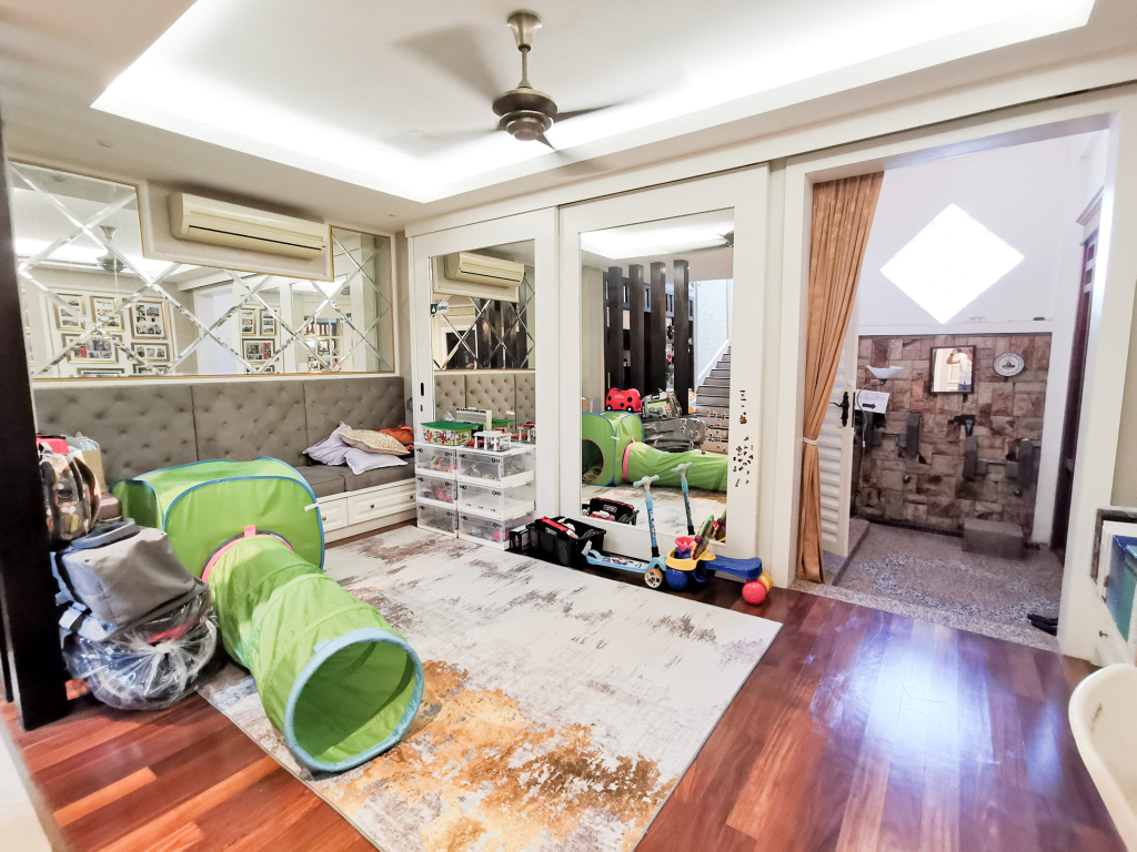 3 Storey Bungalow Resort Style Kg Melayu Frim - photo 8