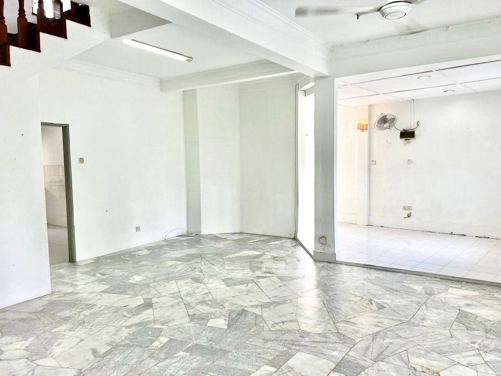 Endlot Double Storey Terrace House at Kajang - photo 3