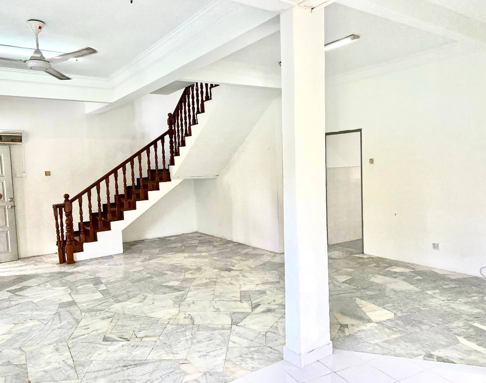 Endlot Double Storey Terrace House at Kajang - photo 6
