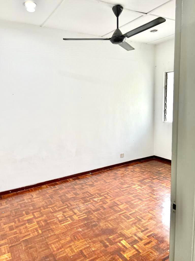 Endlot Double Storey Terrace House at Kajang - photo 8
