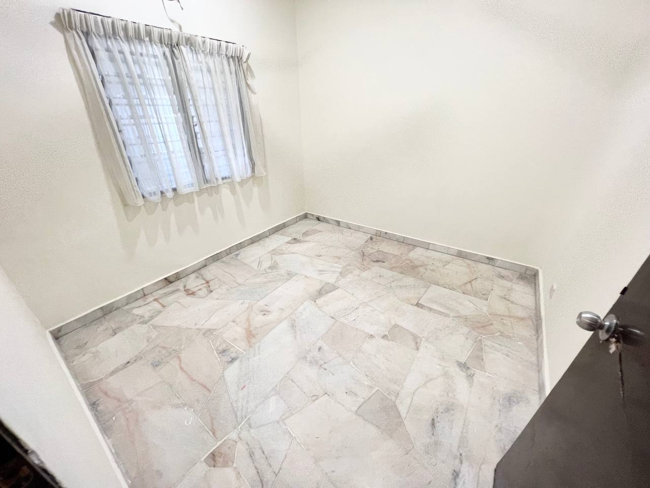 Single Storey Terrace, Bandar Teknologi Kajang - photo 13