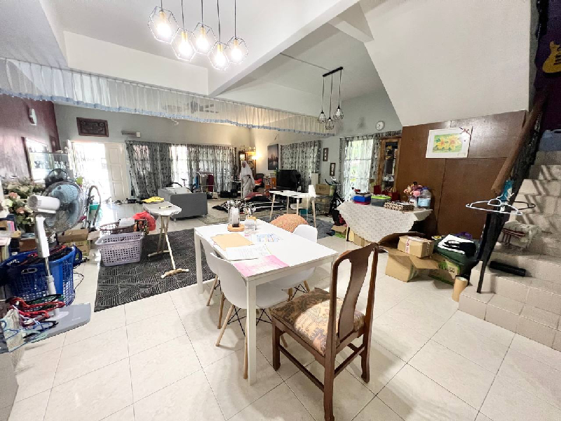 CORNER LOT 2 Sty Bandar Nusaputra 1, Puchong - photo 4