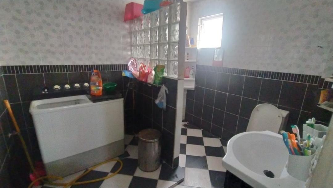 Double Storey Terrace Corner Lot Seksyen 8 Bandar Baru Bangi  - photo 12