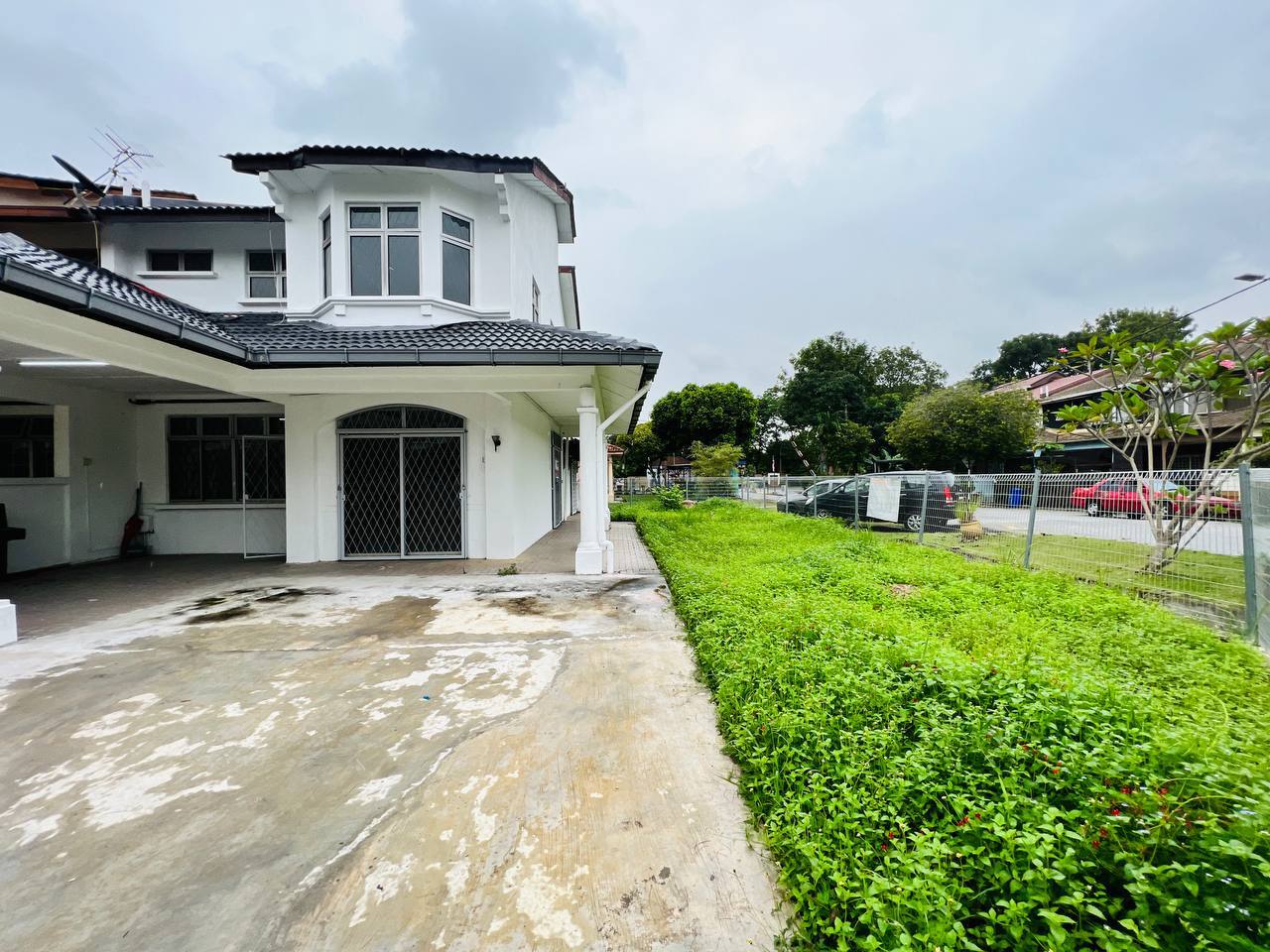 2 Storey Teres Corner Lot Tmn Ttdi Jaya Shah alam - photo 2