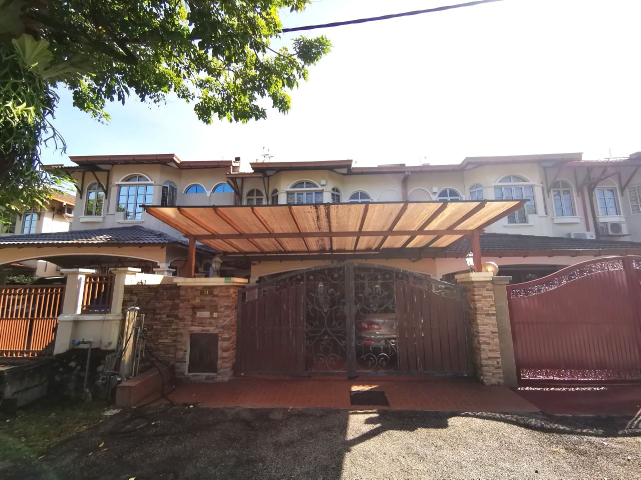 Double Storey Terrace Ara Damansara, Petaling J