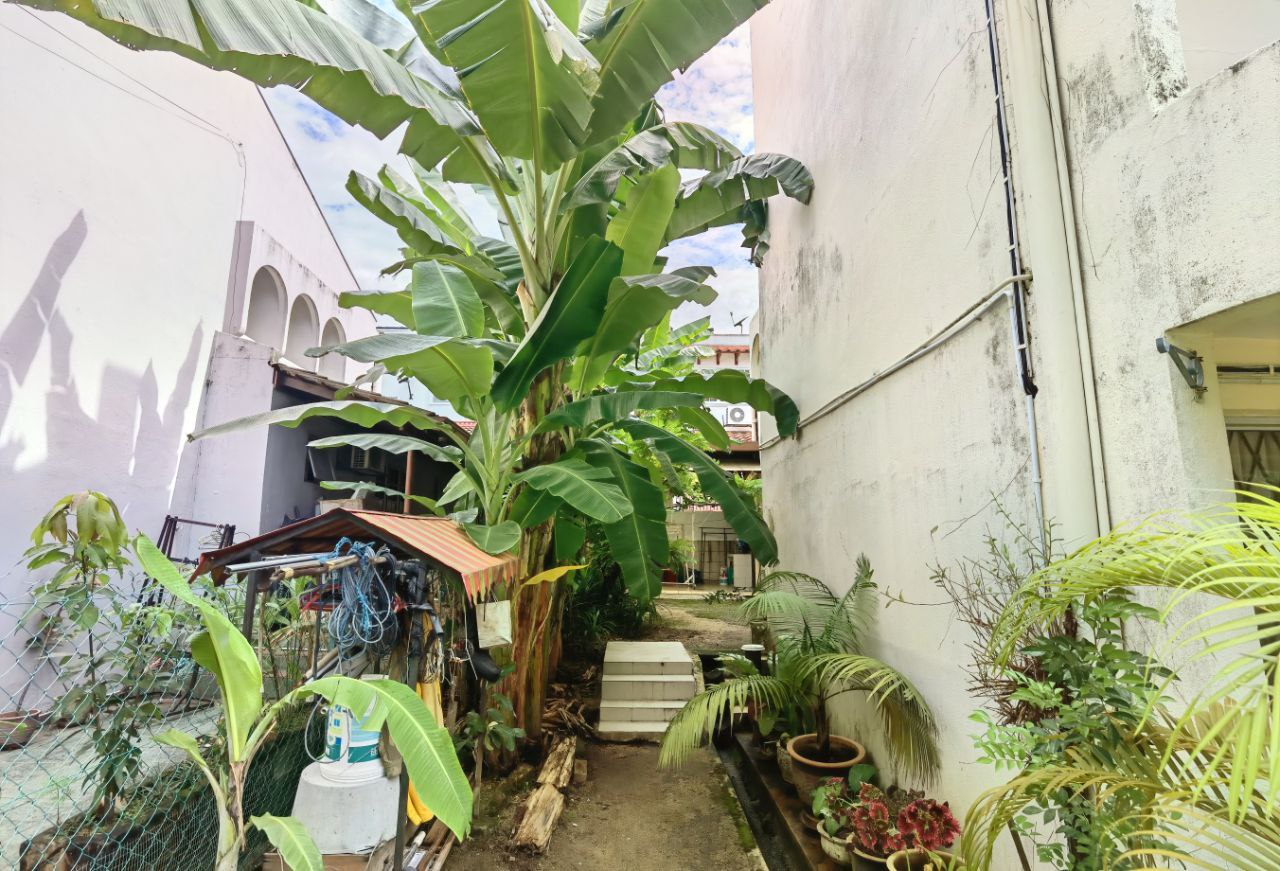2 Storey Semi-D Jalan Burhanudin Helmi Ttdi - photo 2