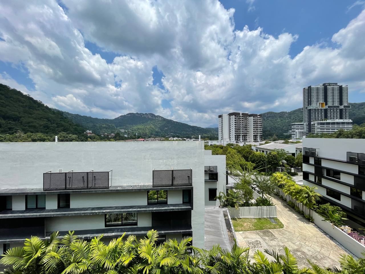 3 Storey Bungalow 20 Trees West Taman Melawati