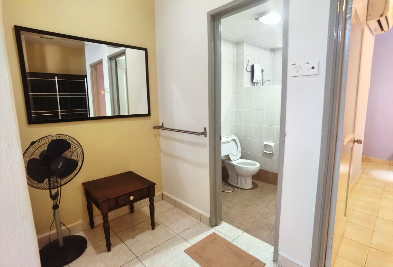 Casa Tropicana Condominium - photo 4
