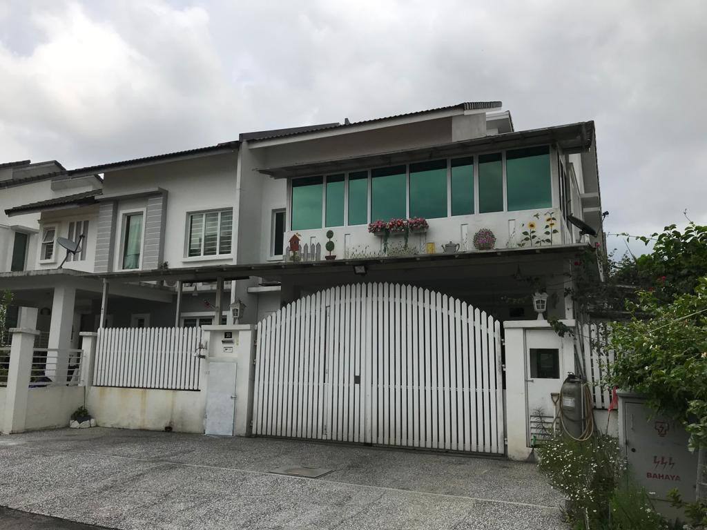 Semi D 2 Storey at Hill View Residence, Kajang