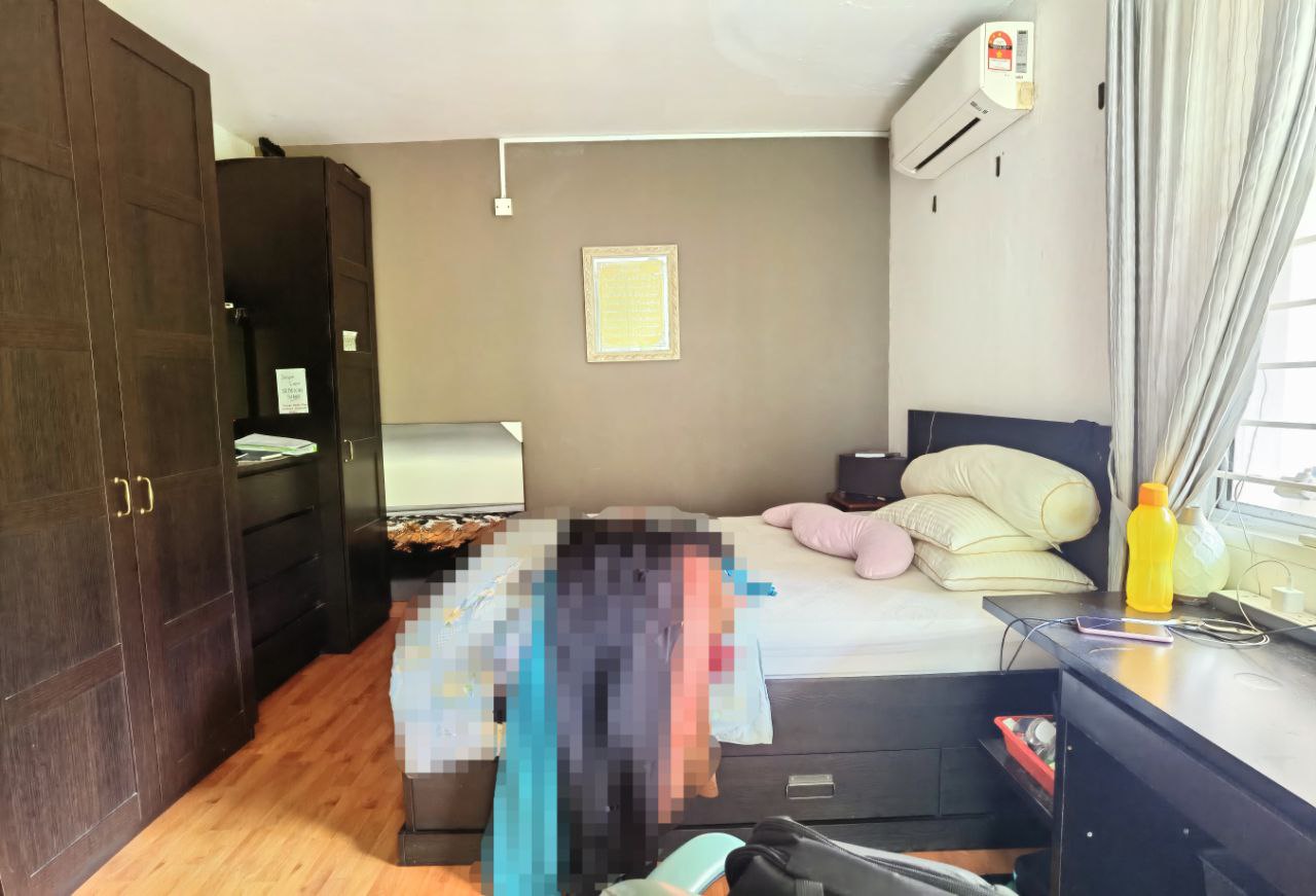 Corner Lot Duplex Townhouse Ariza Garden Villa - photo 4