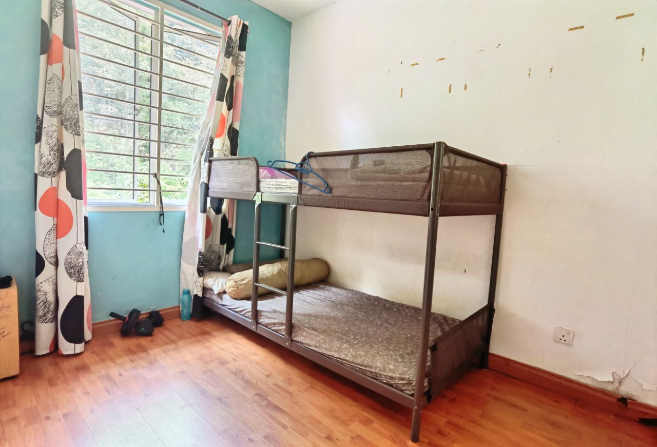 Corner Lot Duplex Townhouse Ariza Garden Villa - photo 7