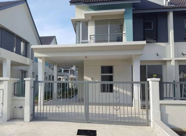 Semi D Cluster Bayu Suria Puncak Alam - photo 1
