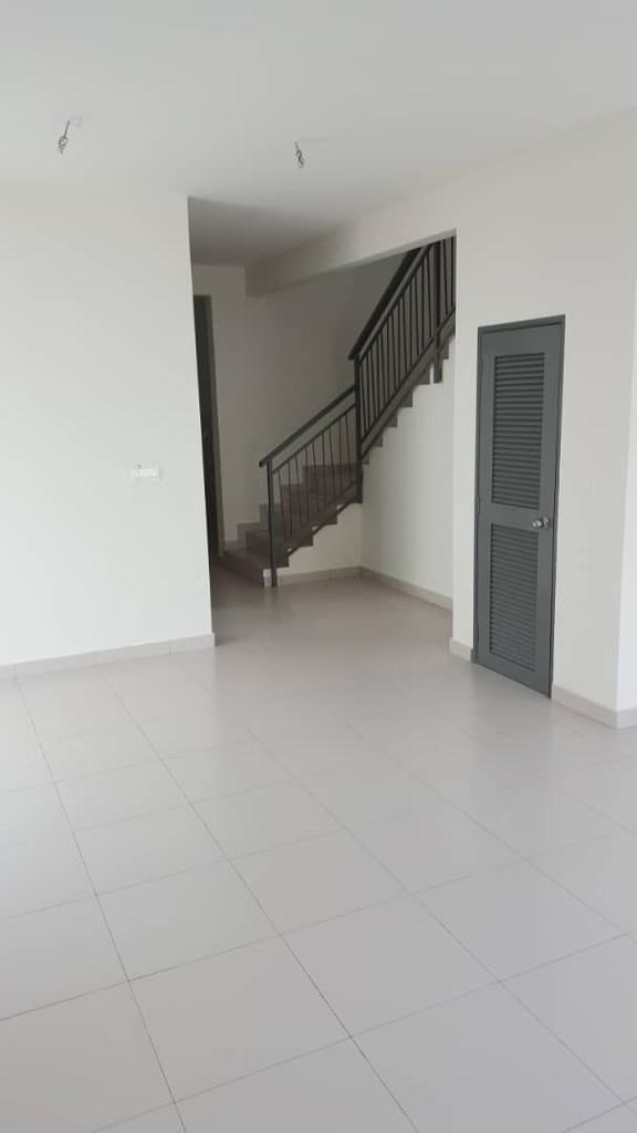 Semi D Cluster Bayu Suria Puncak Alam - photo 2