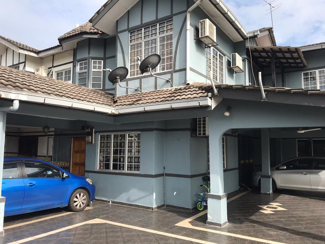 Corner Lot 2 Storey Puncak Alam Fully Renovat
