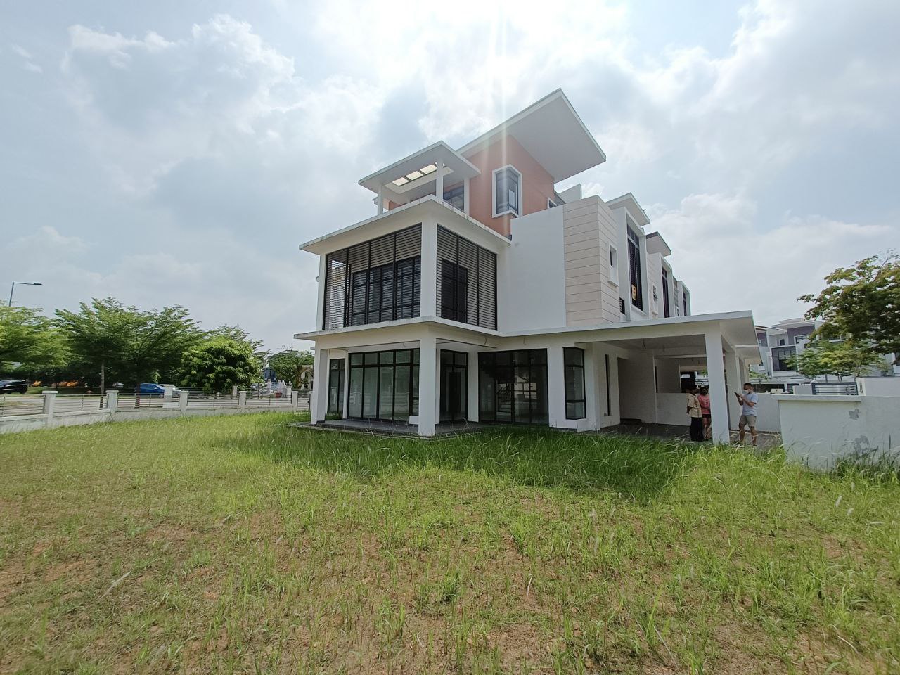 3 Storey Emerald Ttdi Alam Impian, Seksyen 35 - photo 2