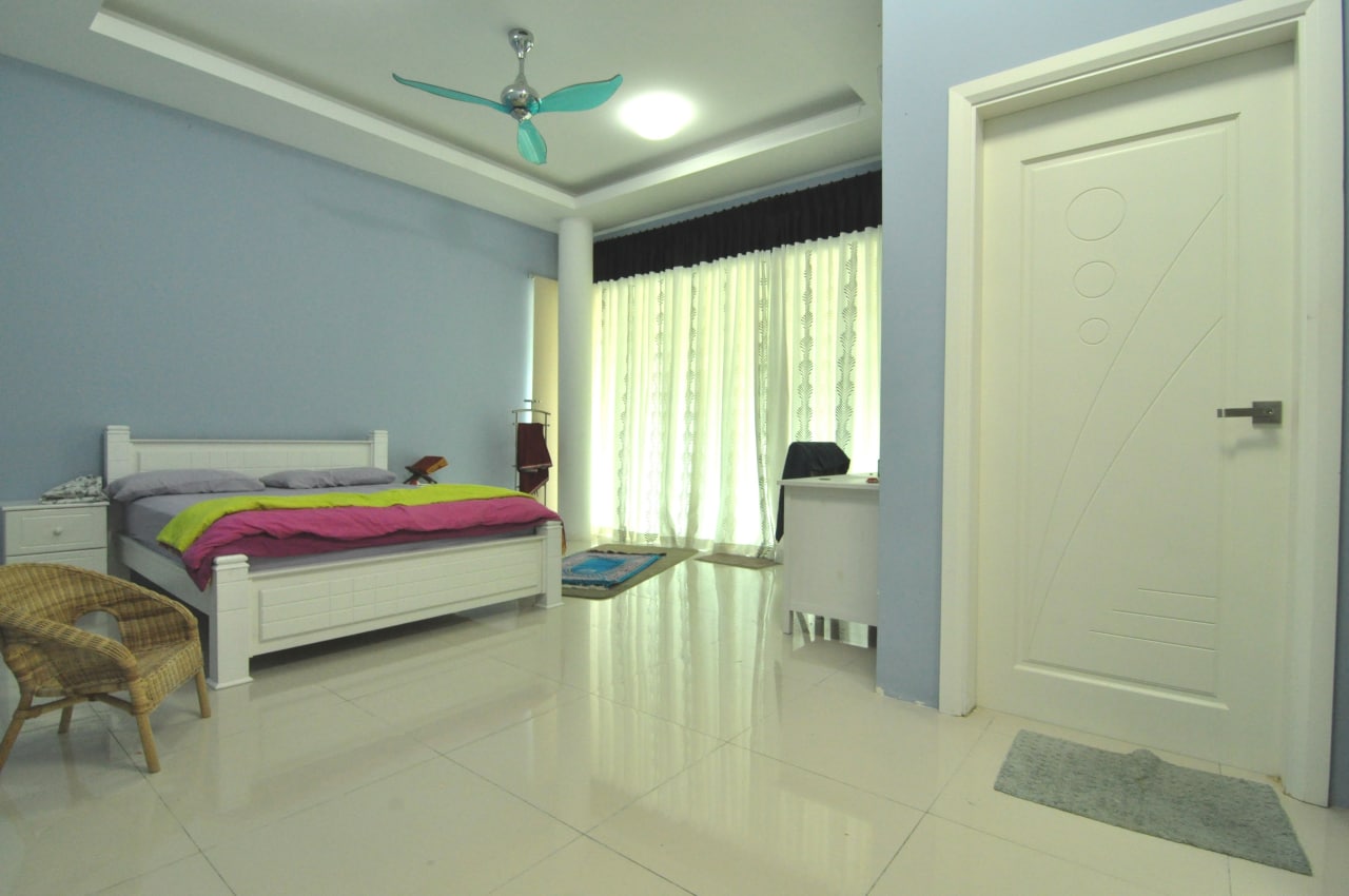 2 Storey Bungalow Banyan Bandar Bukit Mahkota - photo 3