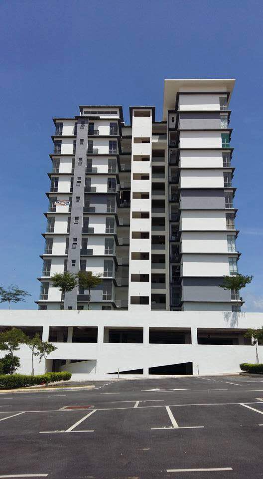 Fully Furnished Freehold Lakeview Residency Condo