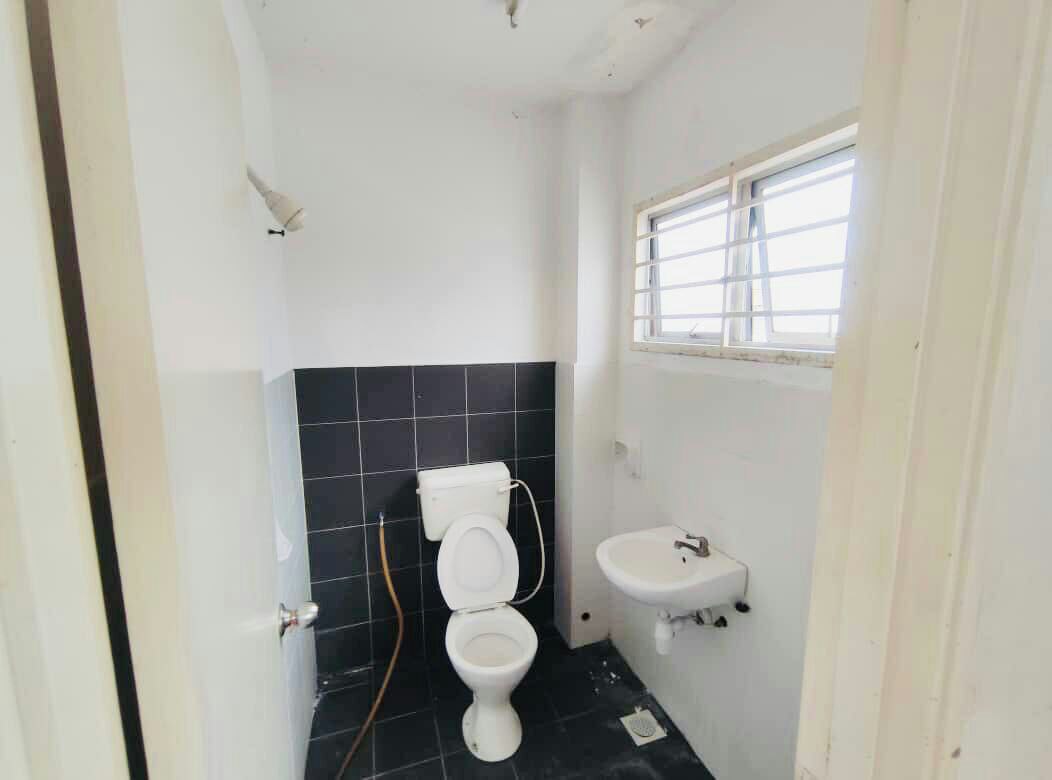 2 Storey Terrace SP8 Bandar Saujana Putra - photo 4