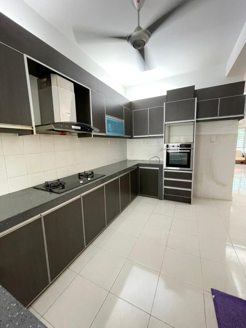 Reno 2 stry terrace Oakberry Pelangi Semenyih 2