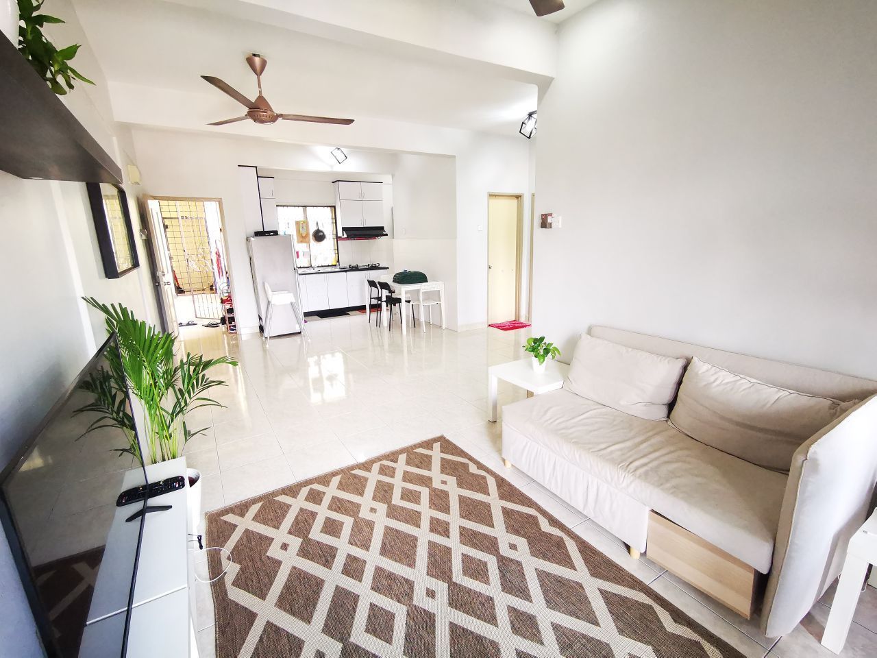 FREEHOLD NICE UNIT APARTMENT TAMAN CHERAS INTAN - photo 3
